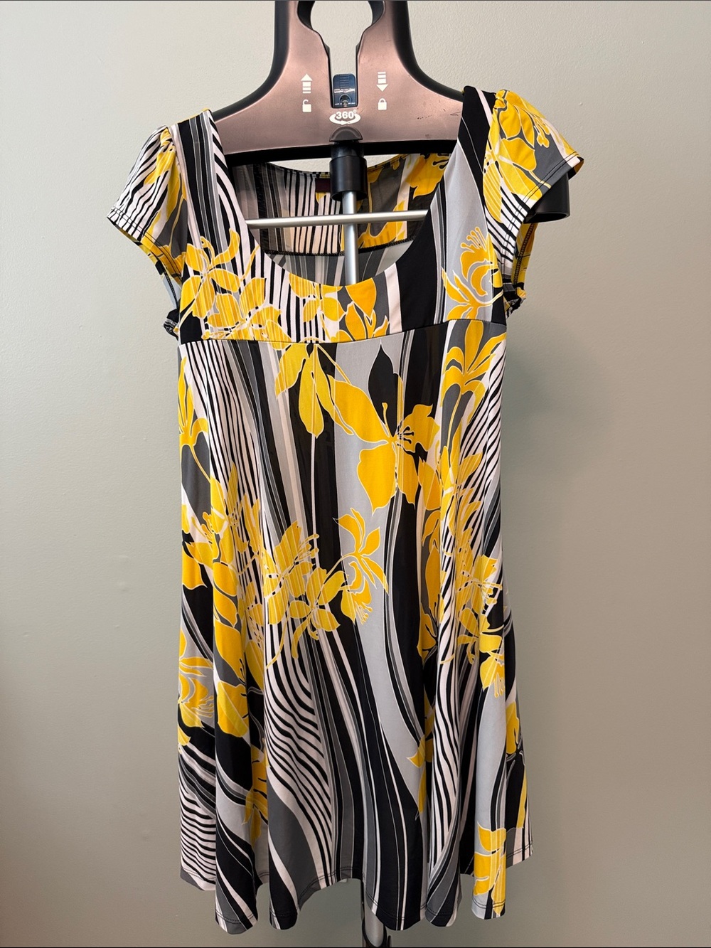 Unyx Yellow Black White Floral-Striped Midi Dress